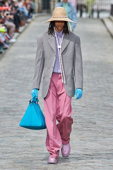 sfilata uomo louis vuitton 2020|Louis Vuitton dresses 2020.